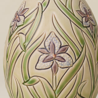 Close-up details of the ceramic handcrafted egg.