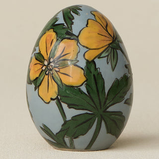 Close-up details of the ceramic handcrafted egg.