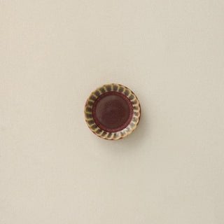 Close-up details of the one-of-a-kind jewelry dish.